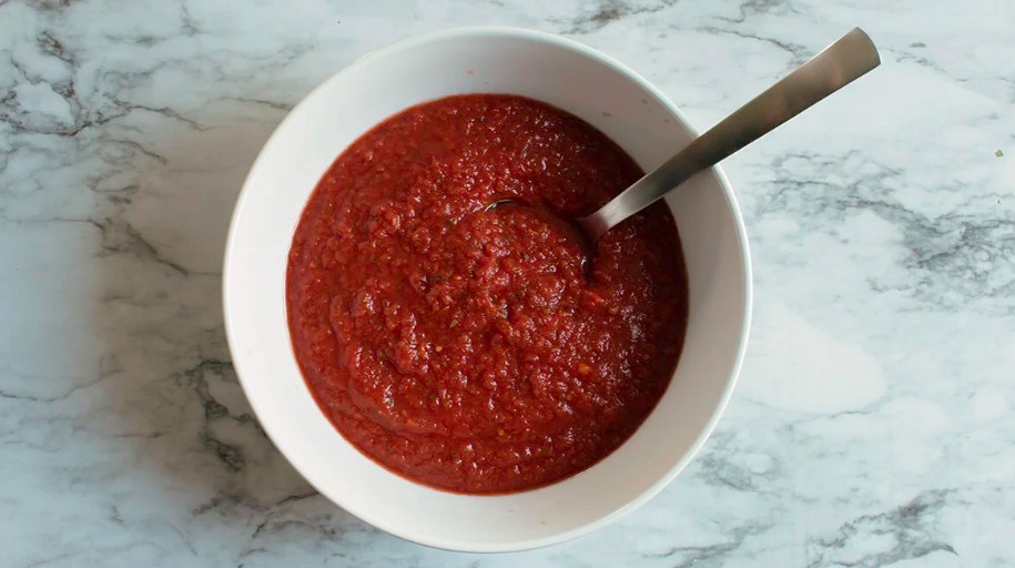 Easy NY Style Pizza Sauce