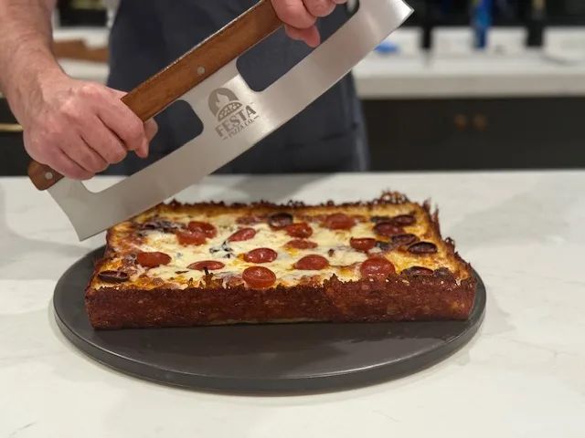 Detroit Style Pizza — Festa pizza recipe